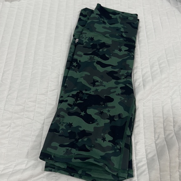 Fabletics Define PowerHold® High-Waisted Legging - Picture 2 of 3